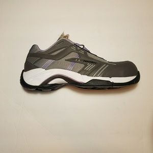 Women's Nautilus Alloy Toe Work Shoe